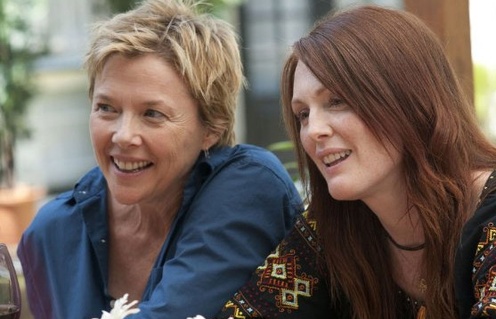 Julianne Moore et Annette Bening dans le film Une famille unique