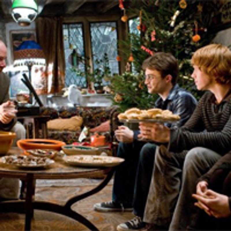 Rupert Grint, Daniel Radcliffe, Bonnie Wright et David Yates sur le plateau du film Harry Potter and the Half-Blood Prince