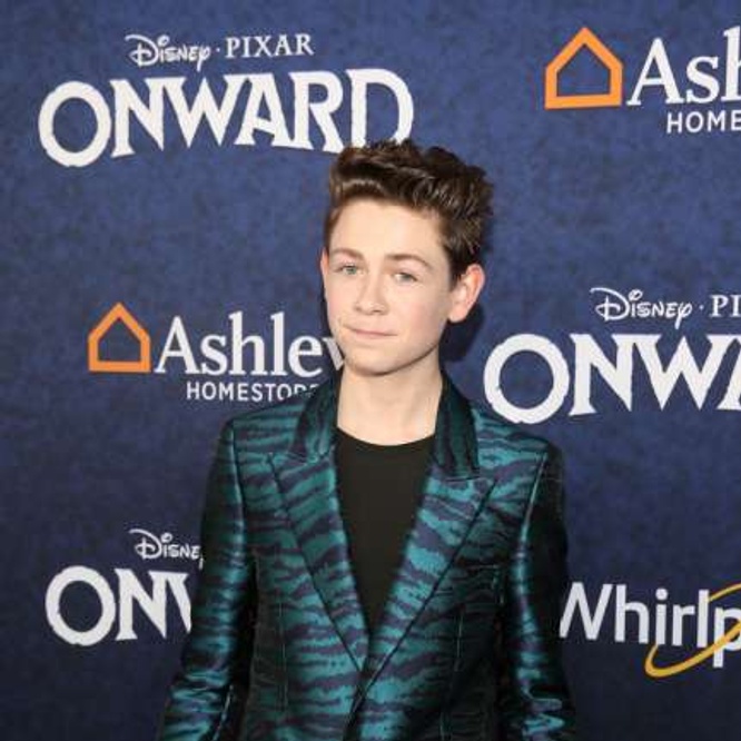 Sur le tapis rouge de la première mondiale de Onward