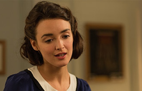 Charlotte Le Bon dans Libre et assoupi