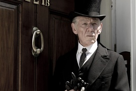 Une scène du film Mr. Holmes Une scène du film Mr. Holmes