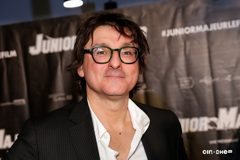 Sur le tapis rouge du film Junior majeur