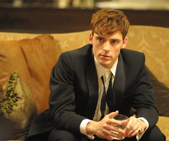 Une scène du film The Riot Club