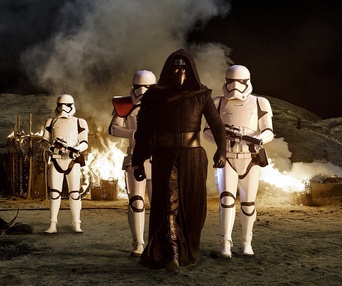 Une scène du film Star Wars: The Force Awakens