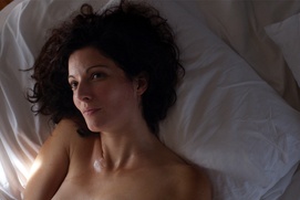 Une scène du film La chambre bleue