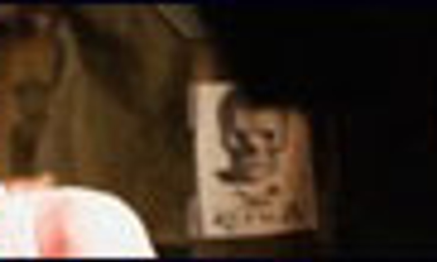 Bande-annonce du suspense d'horreur Quarantine