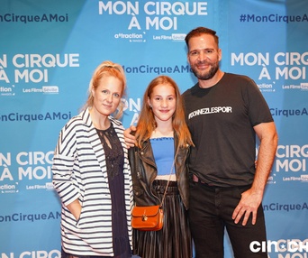 Sur le tapis rouge du film Mon cirque à moi