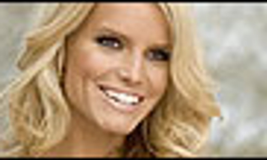 Kevin Costner veut protéger Jessica Simpson