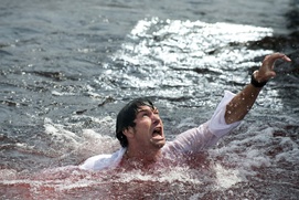 Une scène du film Piranha 3D Une scène du film Piranha 3D