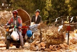 Une scène du film Et Maintenant on va où? Une scène du film Et Maintenant on va où?