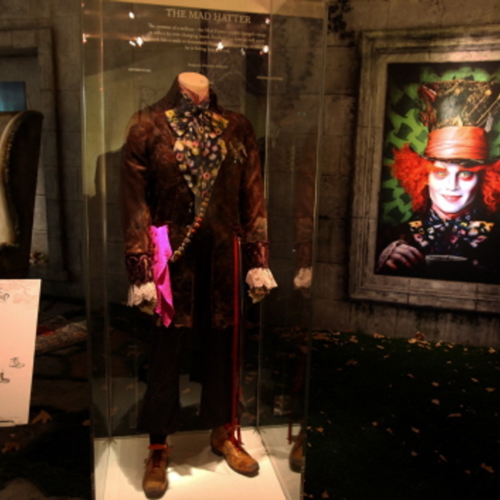Alice in Wonderland : The Touring Exhibition