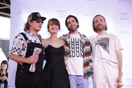 Sur le tapis rouge du Gala Québec Cinéma 2018