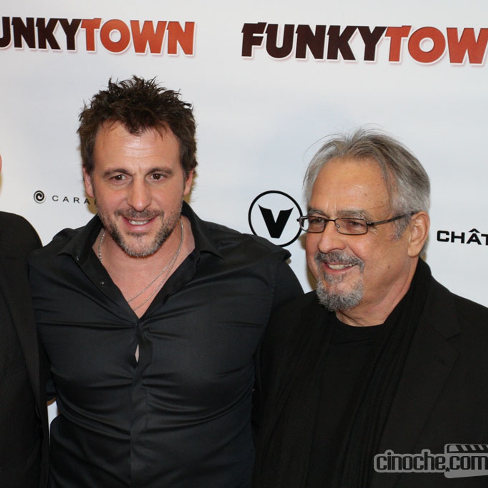 Sur le tapis rouge du film Funkytown