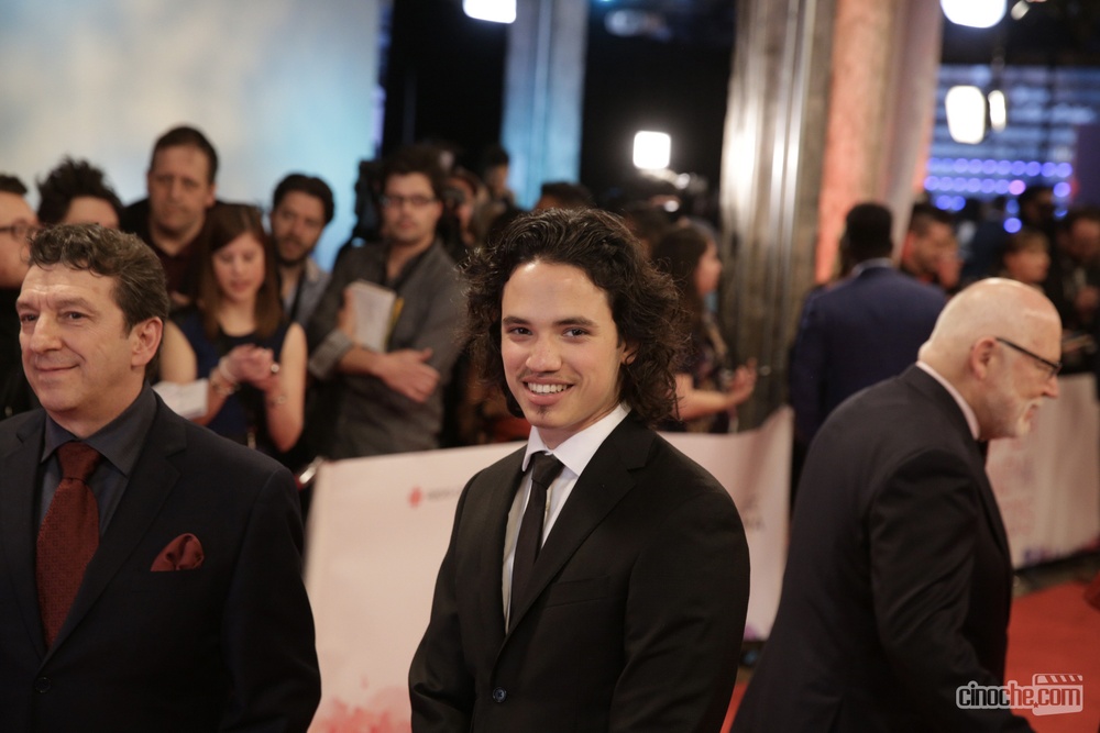Sur le tapis rouge de Gala du cinéma Québécois
