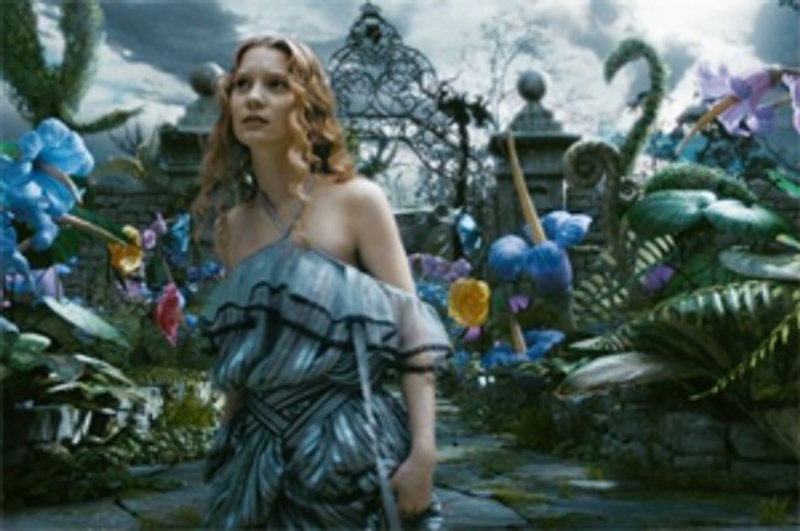 Mia Wasikowska dans le film Alice in Wonderland