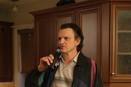 Père de Jean-Michel dans 5e rang