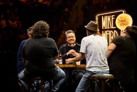 Mike Ward Sous écoute au Centre Bell