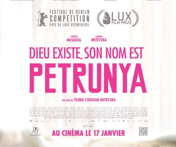 Affiche du film Dieu Existe, son nom est Petrunya