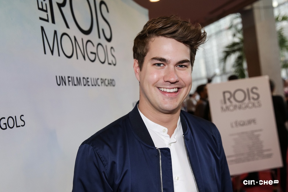 Sur le tapis rouge du film Les rois mongols