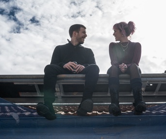 Une scène du film Love at First Kiss