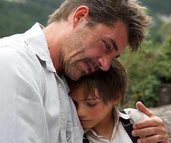 Une scène du film Belle et Sébastien 2, l'aventure continue