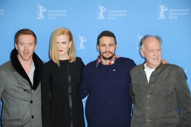 Conférence de presse de Queen of the Desert Conférence de presse de Queen of the Desert