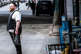 Une scène du film Menashe Une scène du film Menashe