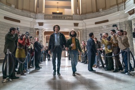 Une scène du film The Trial of the Chicago 7