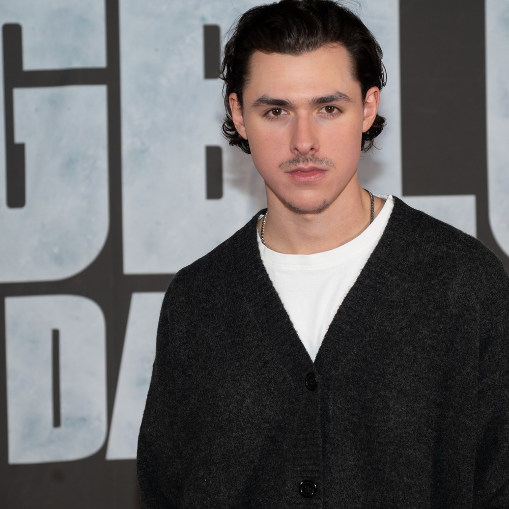 Tapis rouge de la première du film Youngblood : le hockey dans le sang