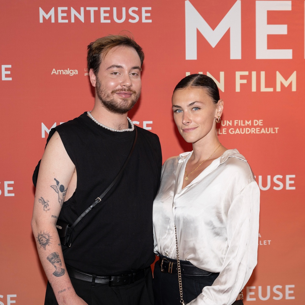 Première de Menteuse