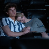 Image du film <em style="background-color: rgb(15, 23, 42);">Regretting You</em>