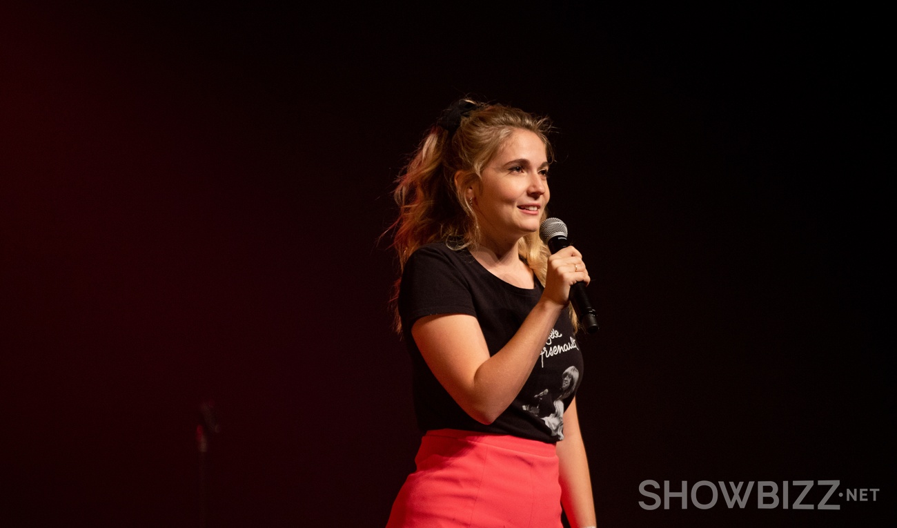 Première du premier one-man-show de Rosalie Vaillancourt