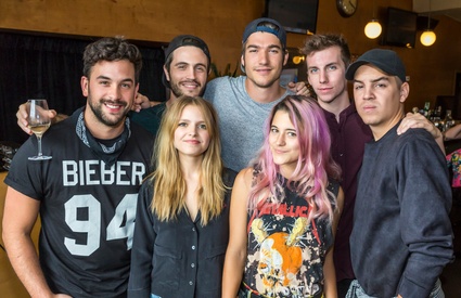 Les vedettes de VRAK réunies pour le lancement de la programmation