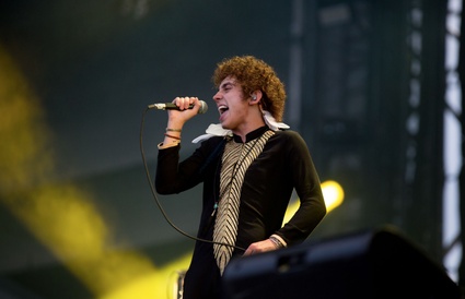 Greta Van Fleet chauffe la foule avant les Foo Fighters au FEQ 2018