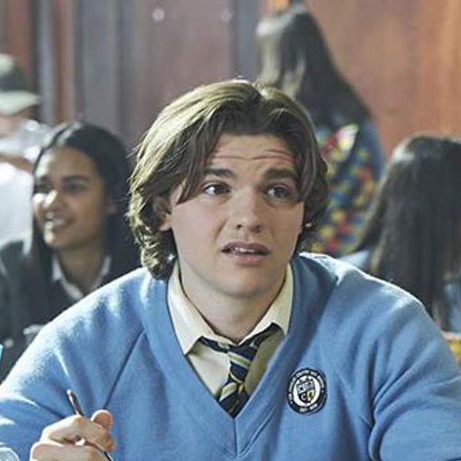 Joel Courtney