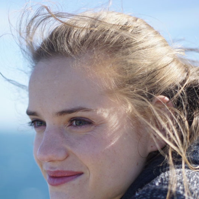 Noémie Schmidt