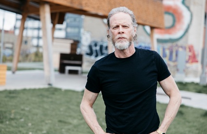 Image de l'article Jean-Nicolas Verreault pose avec sa famille