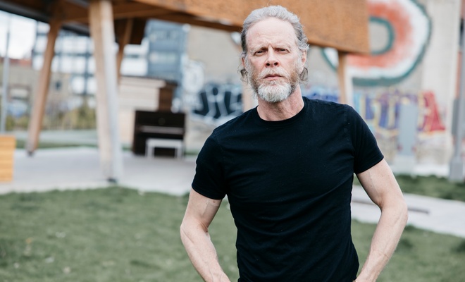 Image de l'article Jean-Nicolas Verreault pose avec sa famille