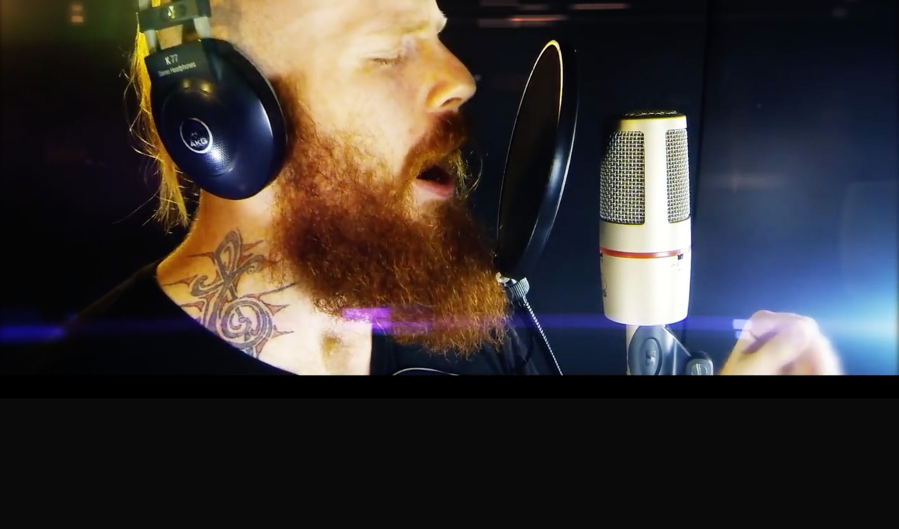 Il fait un cover métal de la chanson de Jérémy Gabriel