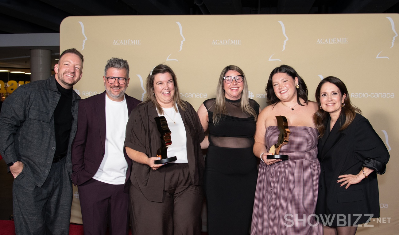 Image de l'article 40e prix Gémeaux : «En direct de l'univers» se fait parler d'amour!