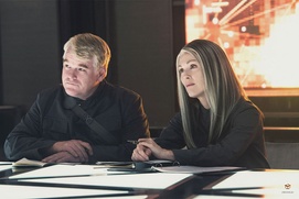 Une scène de The Hunger Games : Mockingjay Part 1 Une scène de The Hunger Games : Mockingjay Part 1