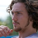 Aaron Taylor-Johnson dans Savages