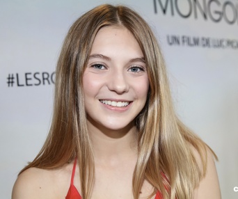 Sur le tapis rouge du film Les rois mongols