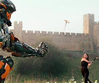 Une scène du film Transformers: The Last Knight