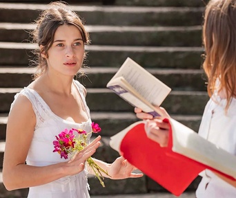 Une scène du film Une jeune fille qui va bien