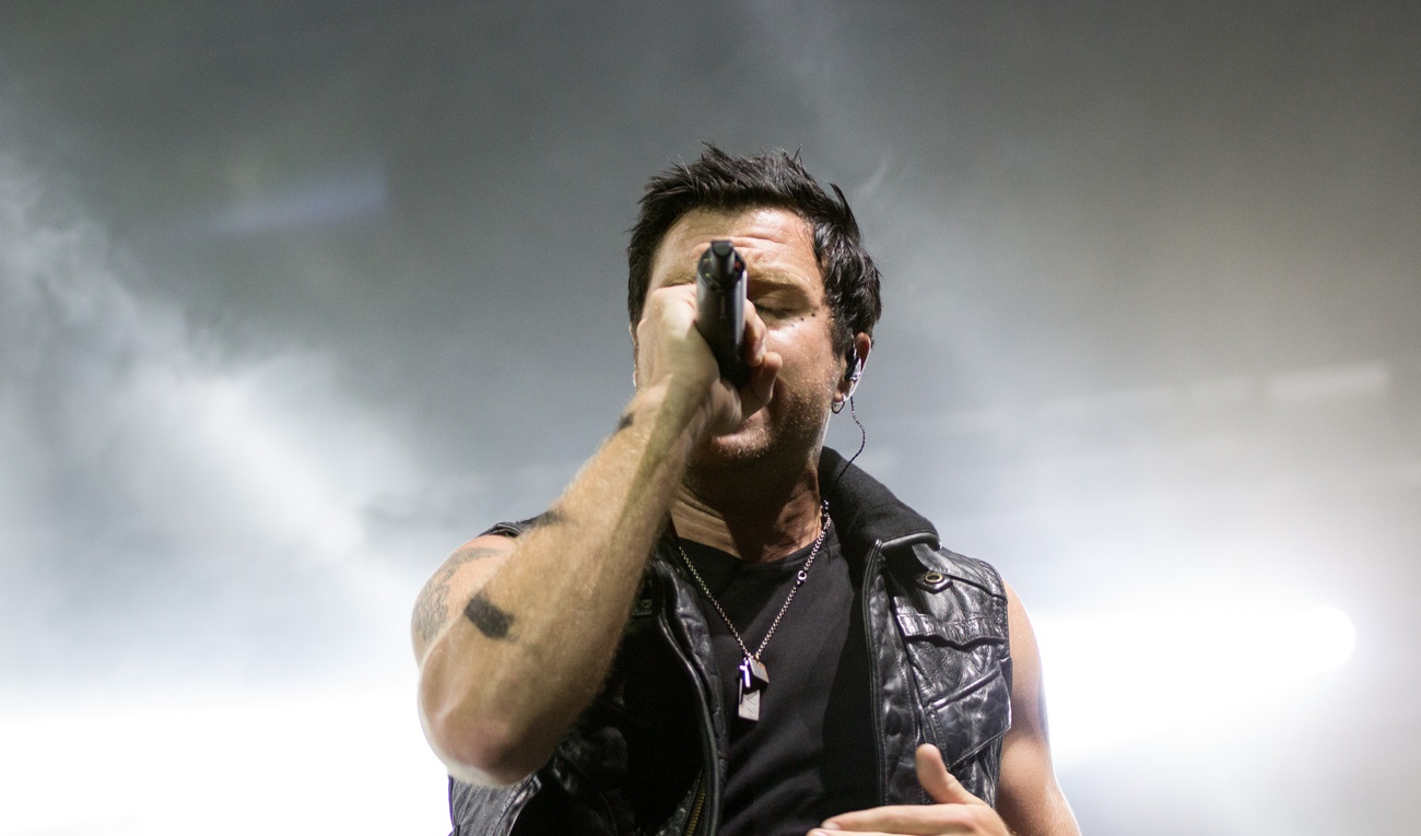 Three Days Grace déchaîne sa fougue contagieuse sur le Festivent de Lévis