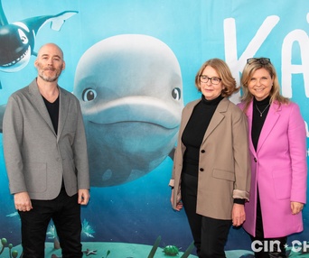 Sur le tapis rouge du film Katak, le brave béluga