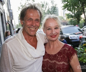 Sur le tapis rouge deLac mystère