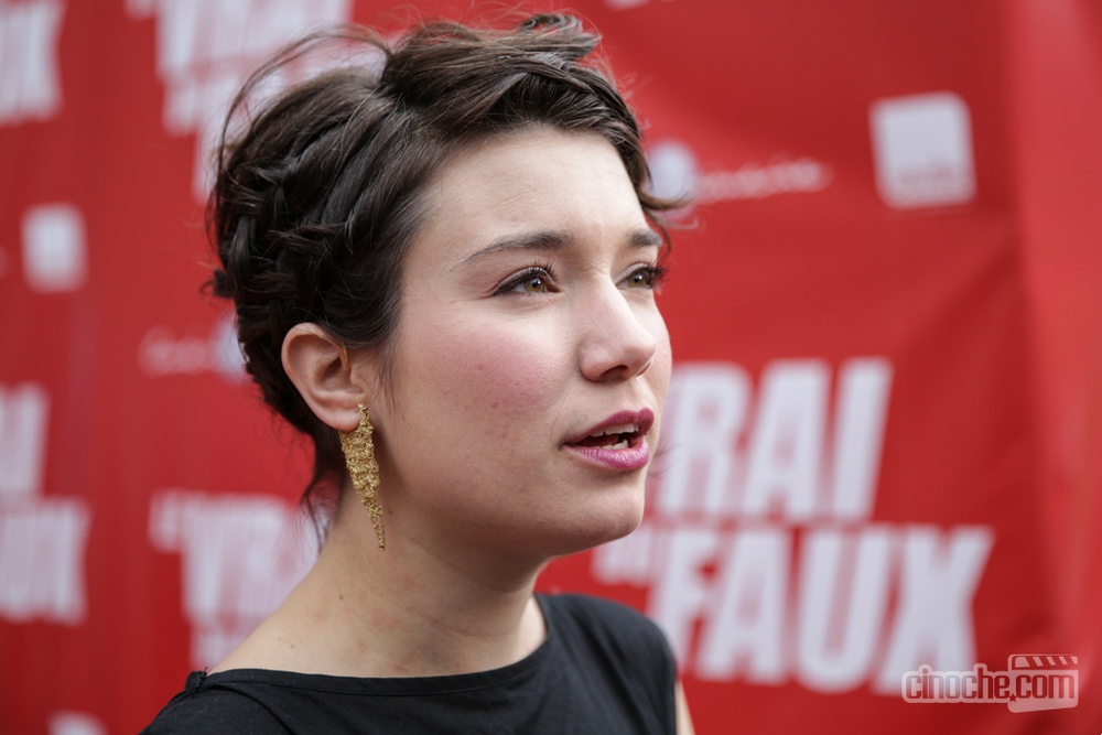 Sur le tapis rouge de Le vrai du faux