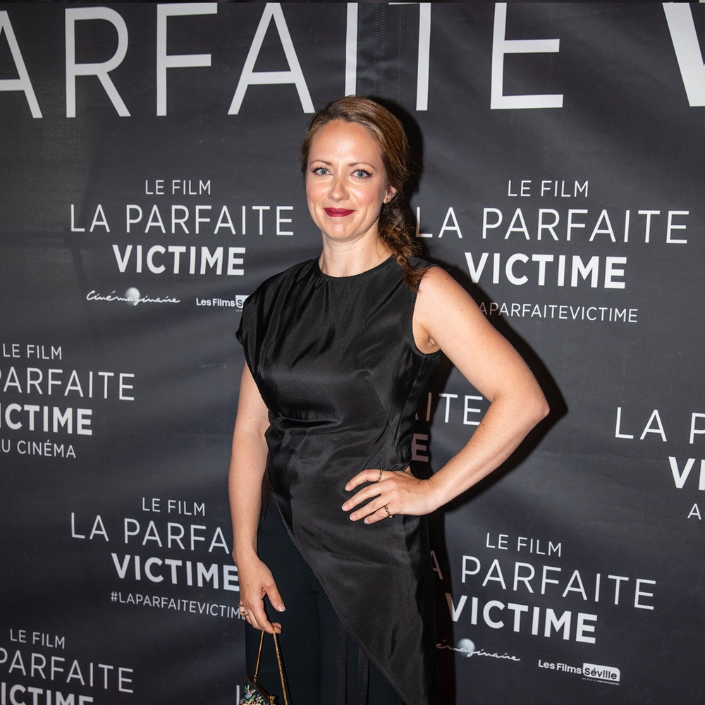 Sur le tapis rouge du film La parfaite victime